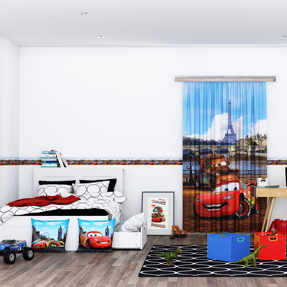 Възглавница Disney 40х40 Колите