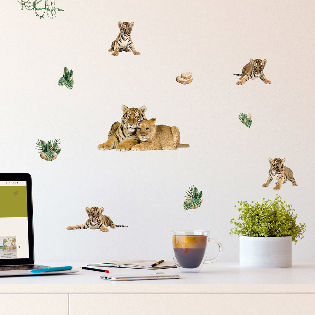 Стикер Тигри 30/30 см